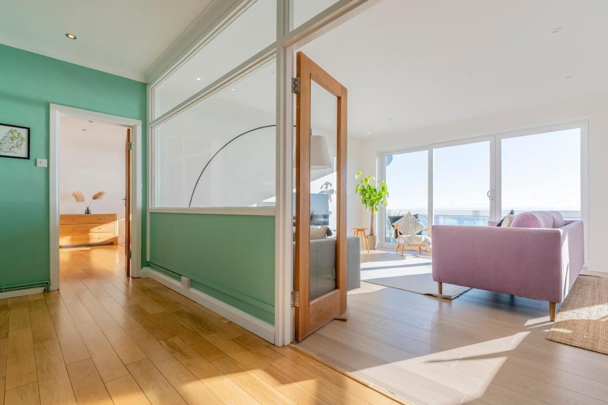 Langland Sea View Apartment Swansea